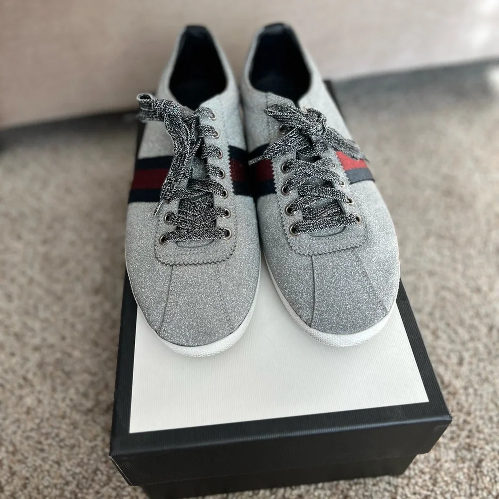 Gucci Silver Glitter Low-Top Sneakers with Navy & Red Web Stripe